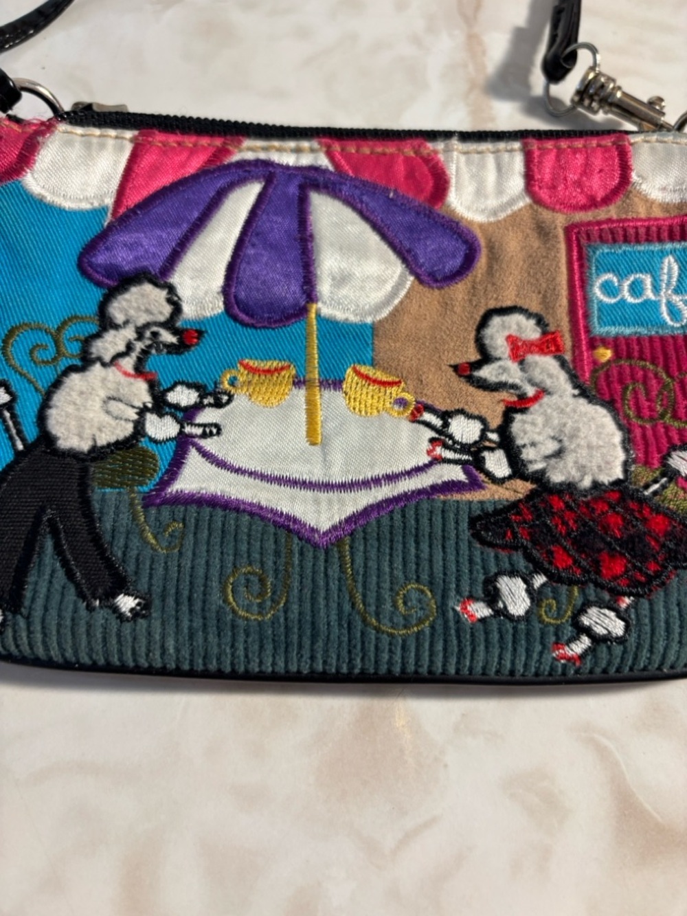 Vintage style small wristlet featuring two poodles having a cup of coffee - Picture 4 of 4
